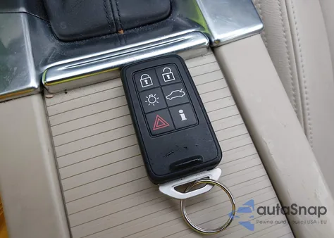 2013 Volvo S60 T5 из США, поврежденный, VIN YV1612FH6D2205181